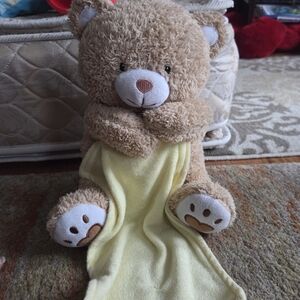 Charming Tan Teddy Bear with Soft Yellow Blanket